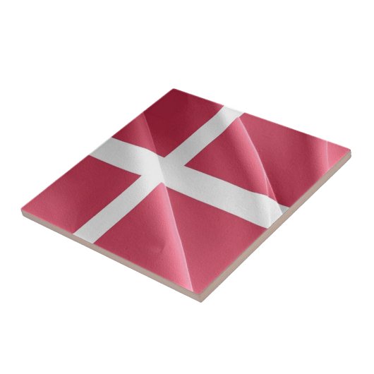 zDK002 DEENSE zwaaiende VLAG Denemarken, Tegeltje (Zijkant)