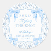 Ze bindt de Blue Bow Knot  Ronde Sticker (Voorkant)