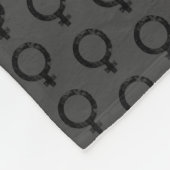 Ze bleef Ultra Femme Gray vasthouden Fleece Deken (Hoek)