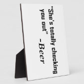 "Ze controleert je helemaal uit" - Bier Fotoplaat (Zijkant)