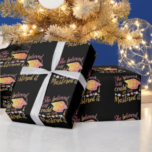Ze geloofde dat ze het kon dus behaalde ze het met cadeaupapier
