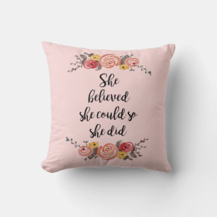 Ze geloofde dat ze het Sierkussen van Floral kon b