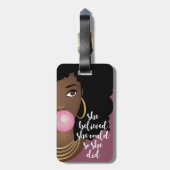 Ze geloofde dat ze kon, zwarte vrouw, tandvlees Pa Bagagelabel (Achterkant verticaal)