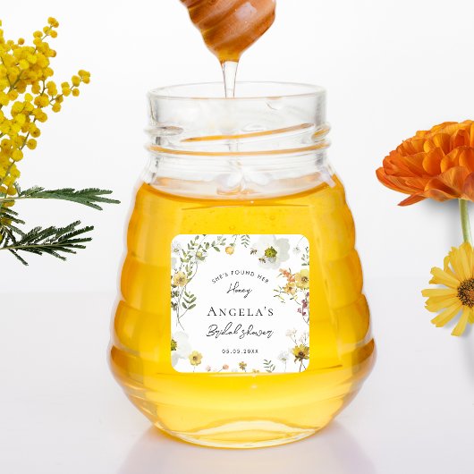 Ze Heeft Haar Honing Gele Bloemige Bruidsbruiloft Vierkante Sticker