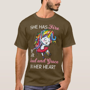 Ze heeft vuur in haar ziel en Grace Eenhoorn Funny T-shirt