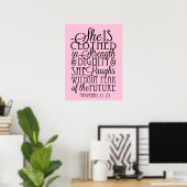 Ze is afgedekt in Sterkte en Waardigheid Poster (Thuiskantoor)