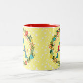 Ze is bruin monogram tweekleurige koffiemok (Center)