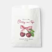 Ze is de kers op het bovenste baby shower bedankzakje (Voorkant)
