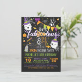 Ze is een Faboolous en VIER Birthday Uitnodiging - (Staand voorkant)