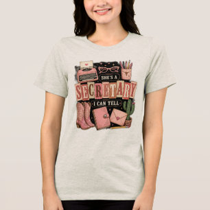 Ze is een secretaresse, dat kan ik zien Vintage Re Tri-Blend Shirt