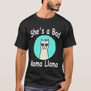 Ze is een stoute mama lama familie verjaardag alpa t-shirt
