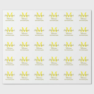Ze is een vangst gele monogram vrijgezellenfeest n cadeaupapier