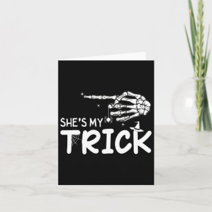 Ze is mijn truc koppels skelet hand Halloween Kaart