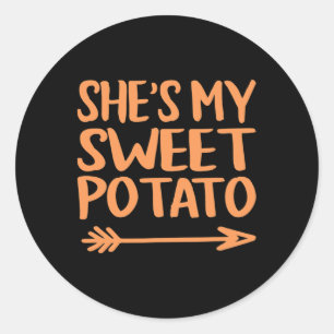 Ze is mijn zoete aardappel I Yam Couples Thanksgiv Ronde Sticker