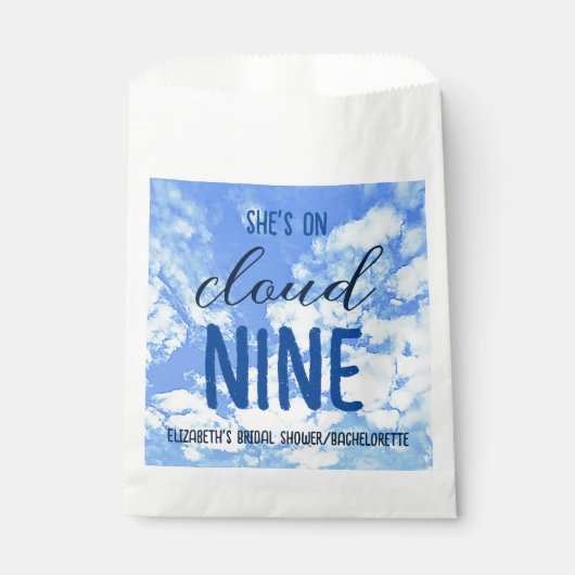 Ze is op de cloud negen! Vrijgezellenfeest/Bachelo Bedankzakje (Voorkant)