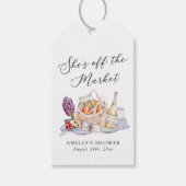 Ze is van de markt Boerengroentemarkt Bruiloft Bri Cadeaulabel (Voorkant)