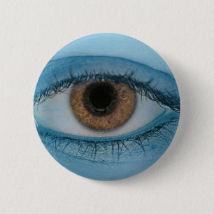 Ze kijkt altijd naar ronde button 5,7 cm