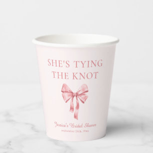 Ze Krijgt de Knoop Aan Elkaar Zacht Roze Coquette Papieren Bekers