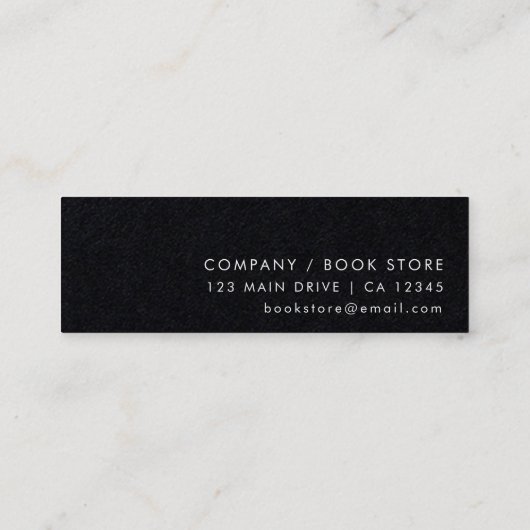 Ze leest boeken | Moderne zwarte mini Bladwijzer K Mini Visitekaartje (Achterkant)