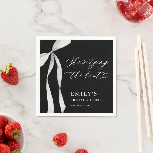 Ze legt het knoop Vrijgezellenfeest vast Servet (Insitu)