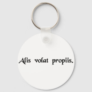 Ze vliegt met haar eigen vleugels sleutelhanger