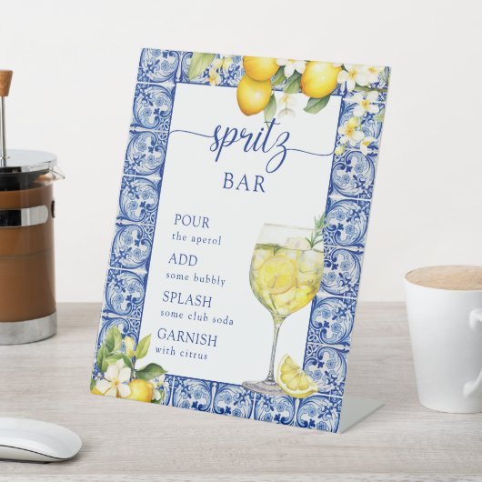 Ze vond haar belangrijkste knijpbar Spritz Reclamebord Met Voetstuk (Insitu)