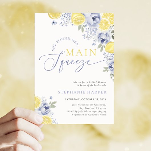 Ze vond haar Vrijgezellenfeest op het hoofdplein Kaart