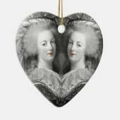 Ze was haar enige troost. keramisch ornament (Rechts)