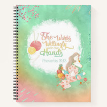 Ze werkt graag met haar handen breien