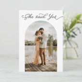 Ze zei dat er een paar foto's mee waren genomen kaart (Staand voorkant)