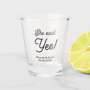 Ze zei ja verlovingsfeest naam datum eenvoudig min shot glas