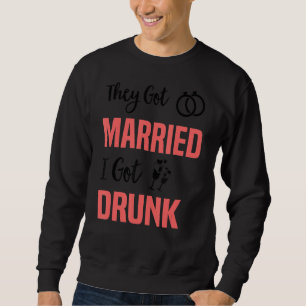 Ze zijn getrouwd en ik heb Drink Groomsmen en Brid Trui