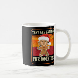 Ze zijn het eten van de koekjes kerst Trump Humor Koffiemok