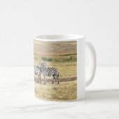 Zebra Affection, Tanzania. Mug (Devant droit)
