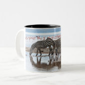 Zebra op de Mok van het meer Nakuru Kenya (Voorkant links)