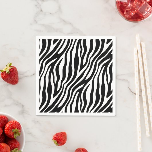 Zebra Print Black en White Stripes Pattern Servet (Insitu)