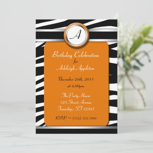 Zebra Print Monogram Oranje Birthday Invitaties Kaart (Staand voorkant)