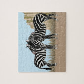 Zebras Grooming sur Serengeti Jigsaw Puzzle (Vertical)