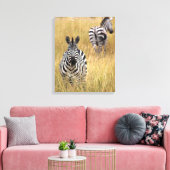 Zebras, langwerpig gras canvas afdruk (Insitu (Woonkamer))