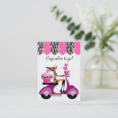 Zèbre de fille de scooter de carte de visite de (Debout devant)