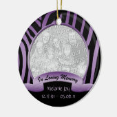 Zèbre pourpre et noir en ornement affectueux de (Gauche)