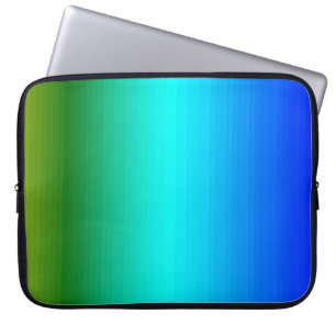 Zee en Sky Blue en Green Gradient Laptop Sleeve