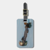 Zee otter die op de rug drijft bagagelabel (Voorkant verticaal)