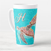 Zee schildpadden Aqua Monogram geïllustreerd Latte Mok (Linkerhoek)