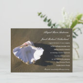 Zee Shell Bruine Huwelijksuitnodigingen Kaart (Staand voorkant)
