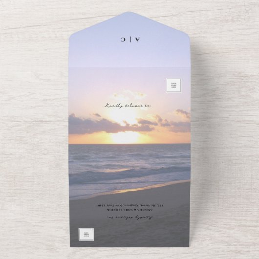 Zee van liefde | Strandzonsondergang + uw fotobrui All In One Uitnodiging (Buitenkant)