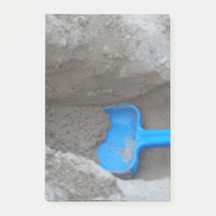 Zee Zandstrand, Post-it® notes met schoppen