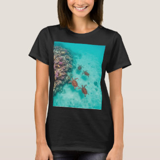 Zeeen schildpadden in het koraalrif t-shirt