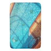 Zeemeermin in een zwembad badmat (Voorkant Verticaal)