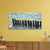 Zeemeeuwen Rust op Pilings Canvas Print (Insitu (Woonkamer))